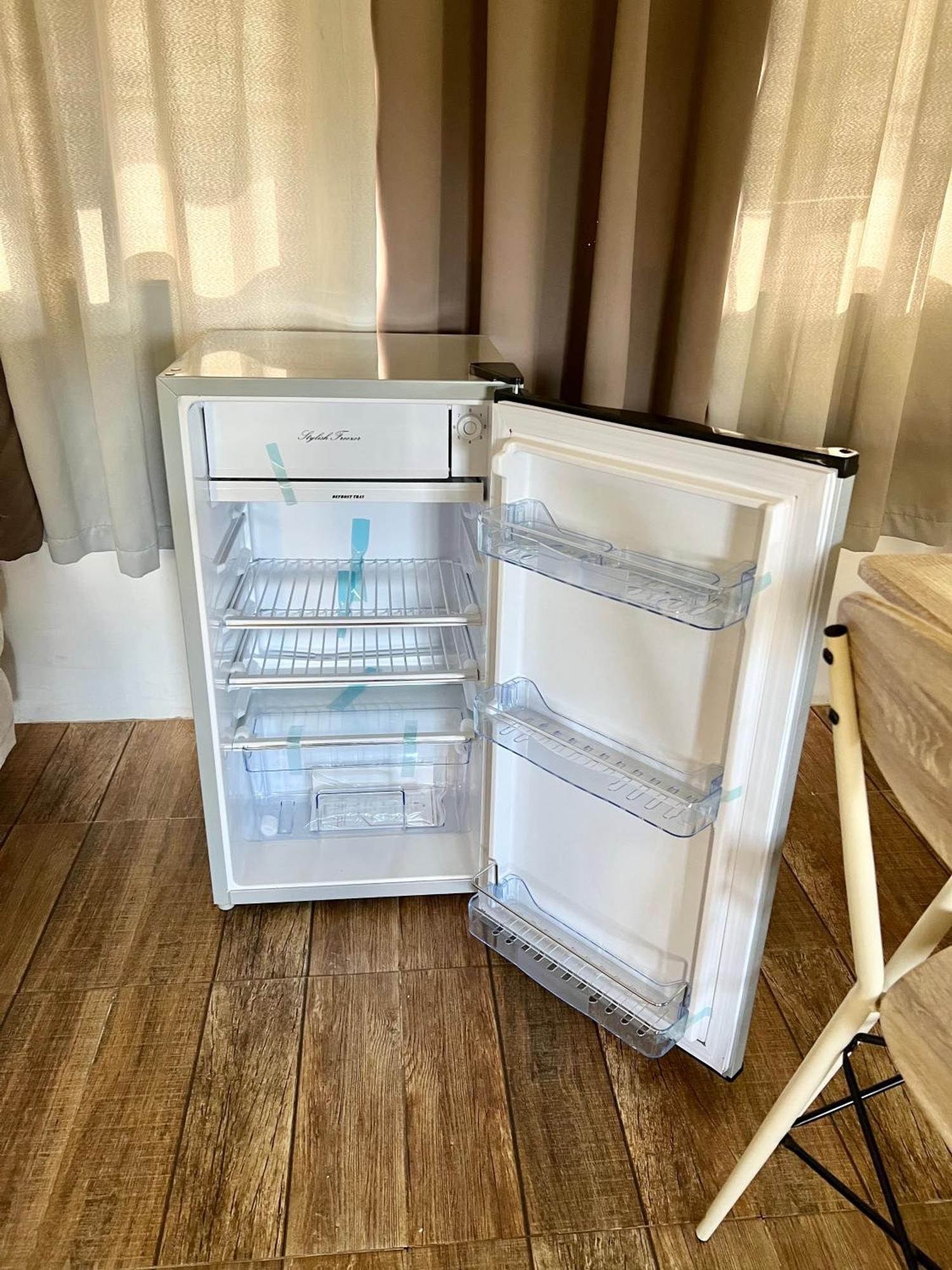 バライ ティナイ ホテル レガスピ 部屋 写真
